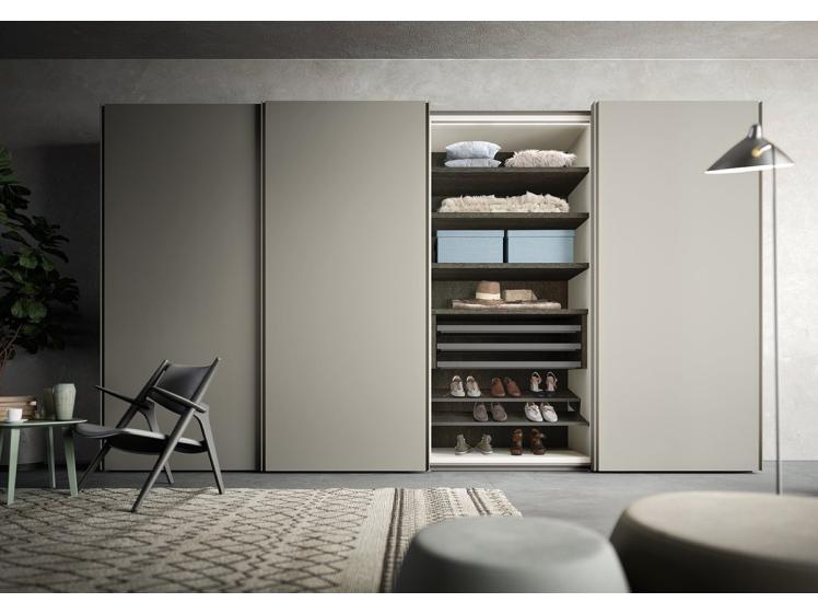 Alf DaFrè - Split wardrobe system