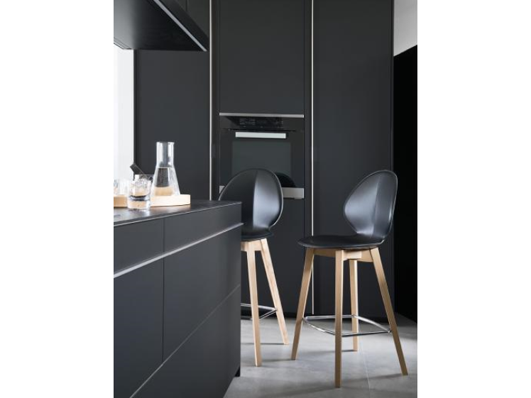 Calligaris - Basil Wood Frame Kitchen Height Stool