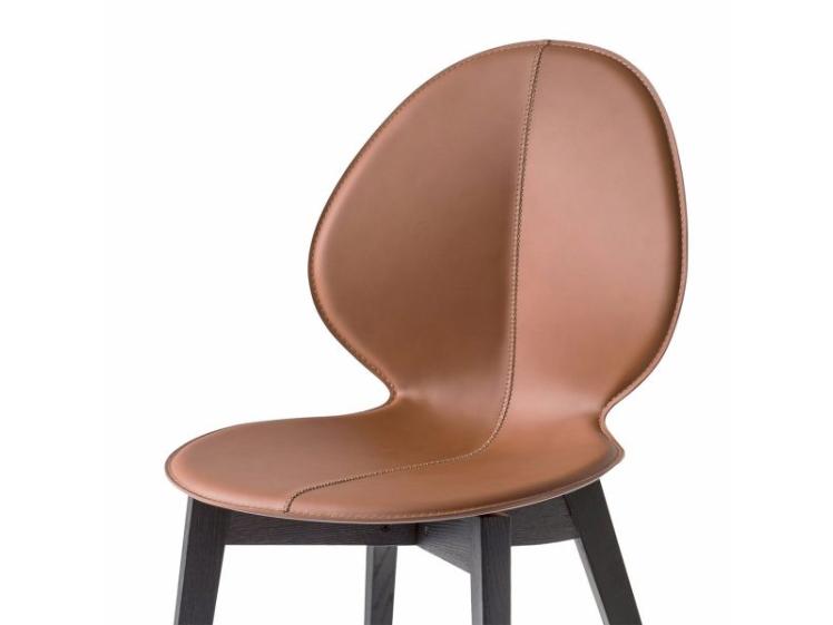 Calligaris - Basil Leather Wood Legs Chair