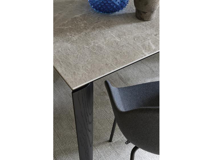 Connubia - Band Dining Table (160-220cm)