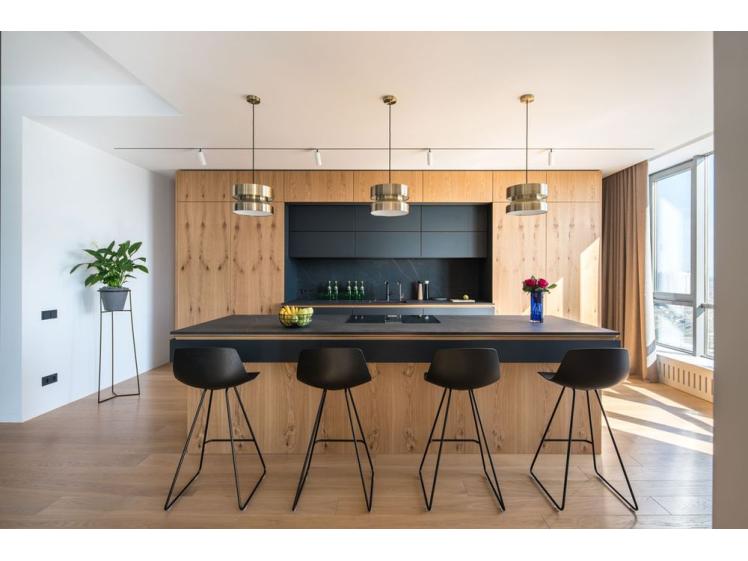 LaPalma - Miunn Stool (Kitchen Height)