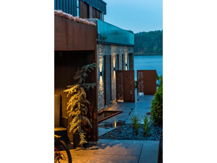 Light Point - Compact LED Outdoor Wall Lamp