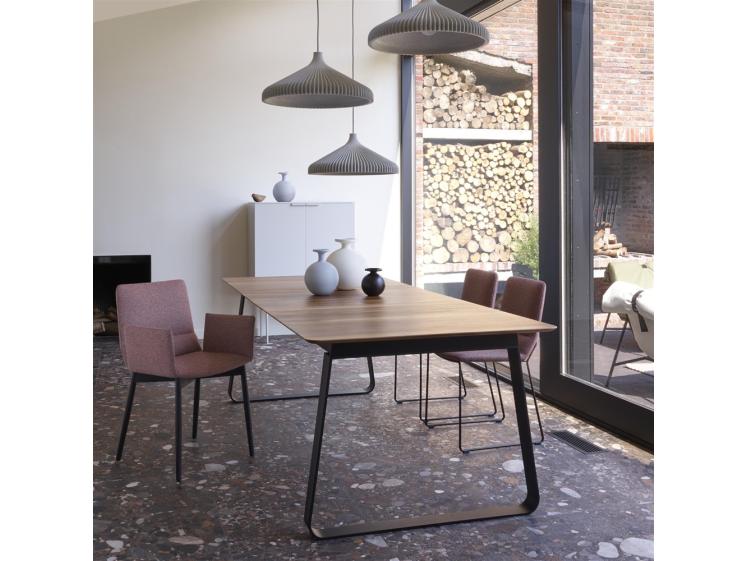 Ligne Roset - Vilna Dining Table