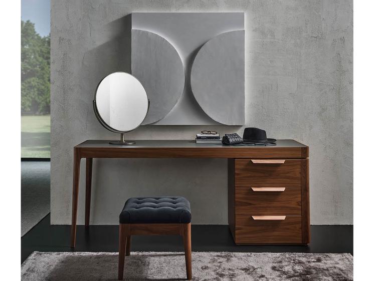 Porada - Afrodite Desk