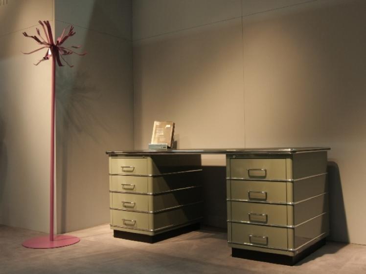 Muller Moebel - Classic Line Desk TB229