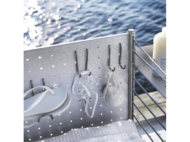 String - Outdoor - Freestanding Galvanised Shelf